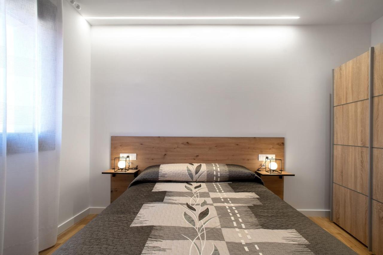 Apartamentos La Jasa Arguedas Luaran gambar