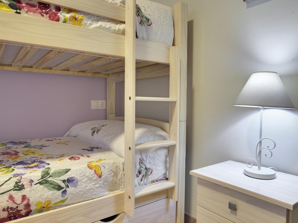 Apartamentos La Jasa Arguedas Luaran gambar