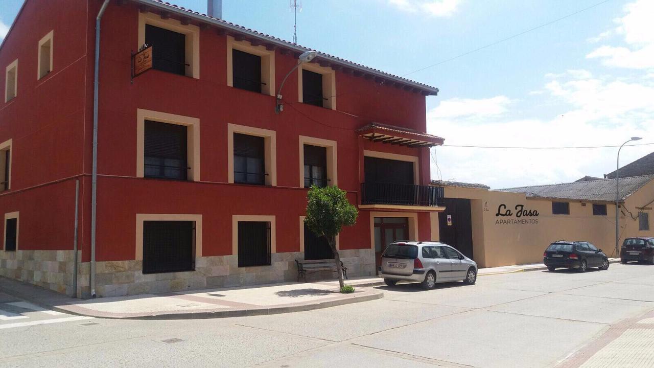 Apartamentos La Jasa Arguedas Luaran gambar